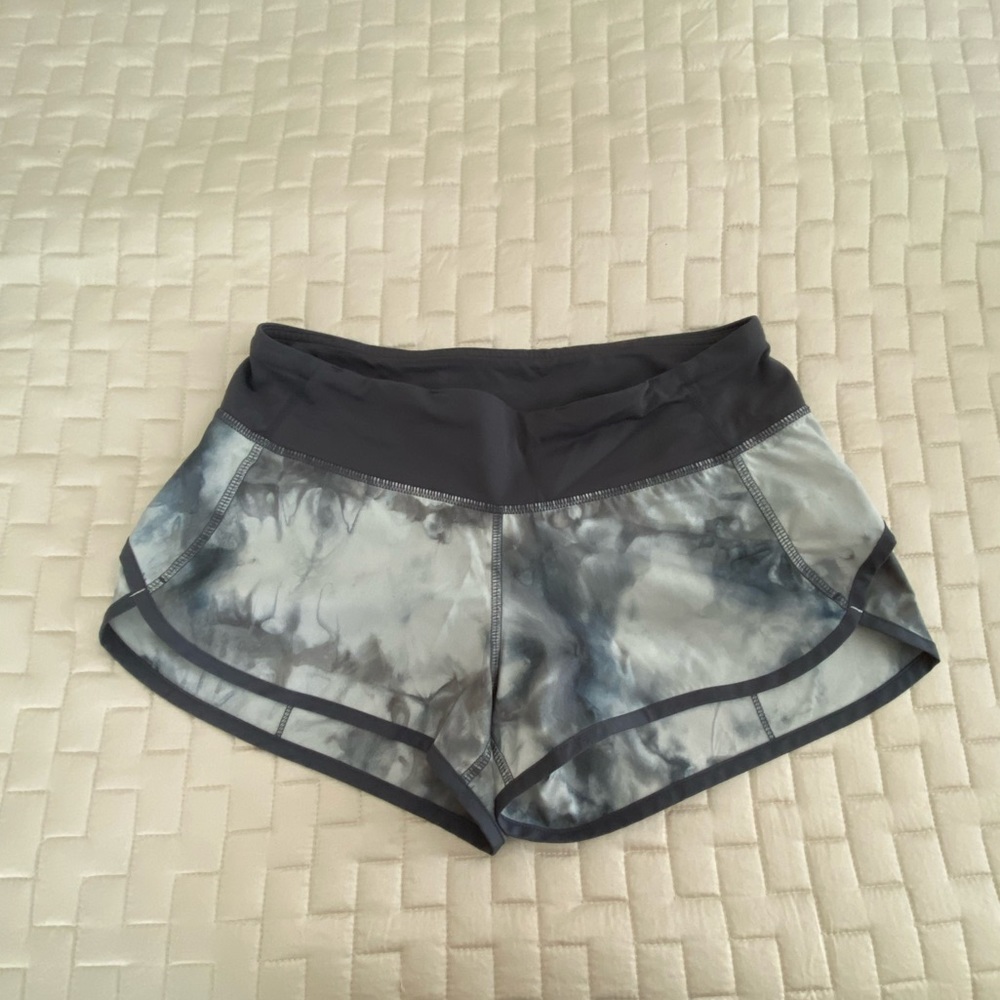 Lululemon Speed Up short